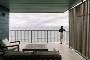 Balcony overlooking the ocean