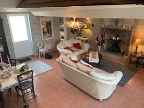 Lounge from the stairs