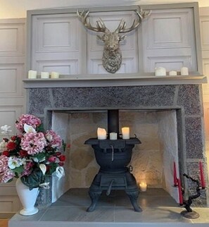 Fireplace. The chimney has been capped so the fire is for display purposes only