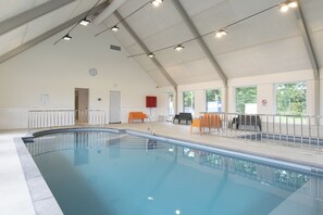 Holiday Home Swimming Pool