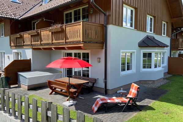 Holiday Home Exterior [summer]