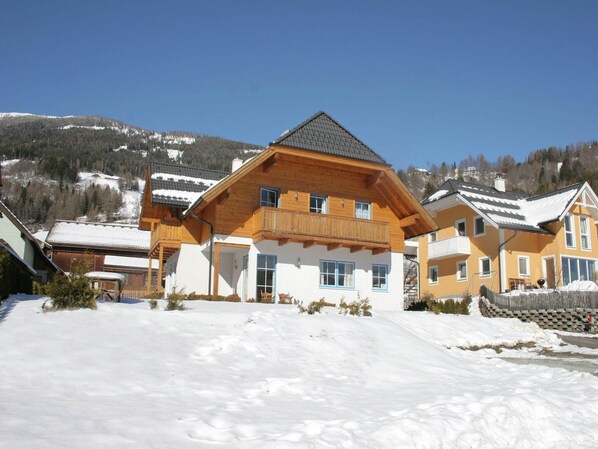 Holiday Home Exterior [winter]
