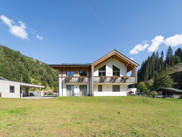 Holiday Home Exterior [summer]