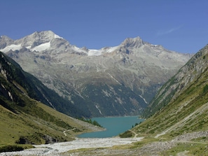 Region [summer] (>5 km)