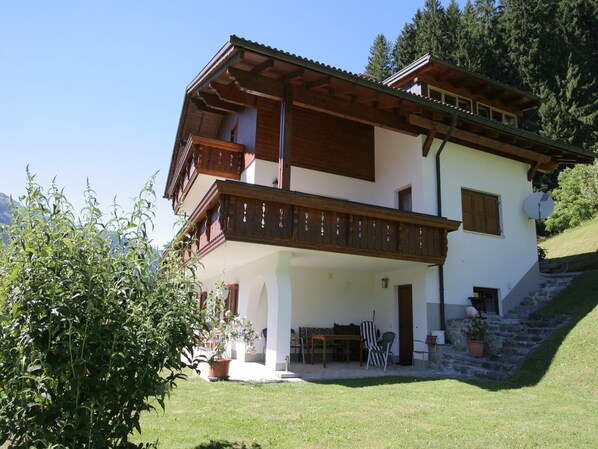 Holiday Home Exterior [summer]
