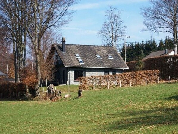 Extérieur maison de vacances [été]