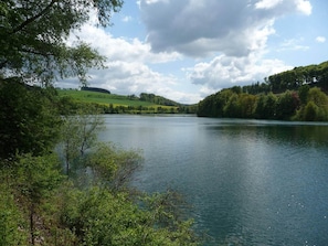 Surroundings [summer] (1-5 km)