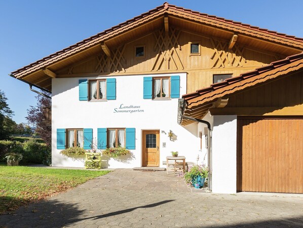 Extérieur maison de vacances [été]
