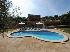 Piscine maison de vacances