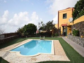 Holiday Home Swimming Pool