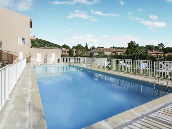 Holiday Home Swimming Pool