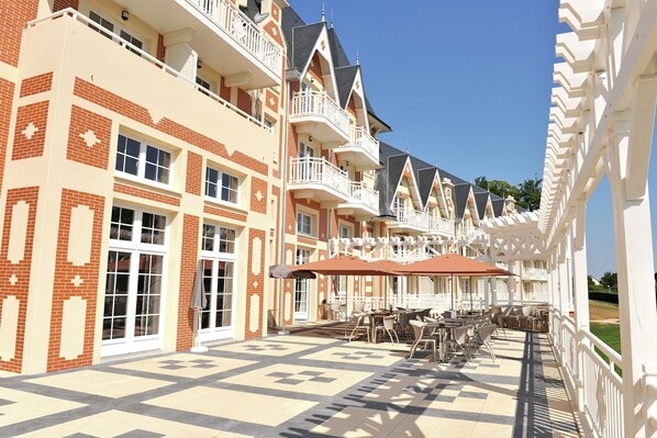 Extérieur maison de vacances [été]