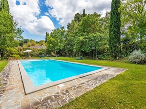 Holiday Home Swimming Pool