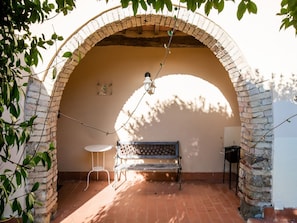 Entrance / Reception