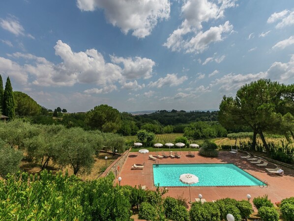 Holiday Home Swimming Pool