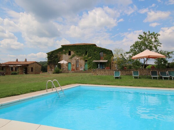 Holiday Home Swimming Pool