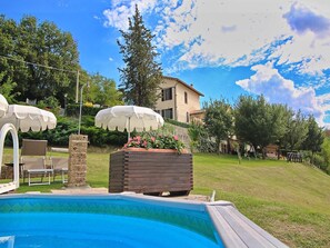 Schwimmbad des Ferienhauses