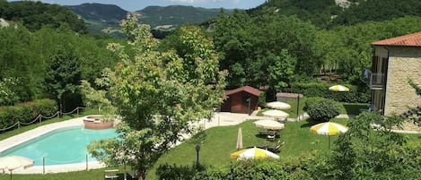 Schwimmbad des Ferienhauses