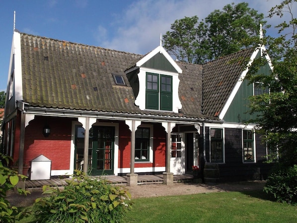 Holiday Home Exterior [summer]