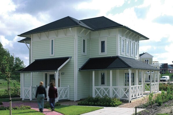 Holiday Home Exterior [summer]