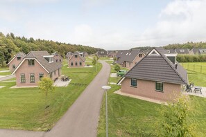 Außenseite Ferienhaus [Sommer]