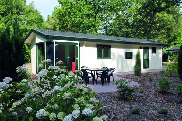 Außenseite Ferienhaus [Sommer]