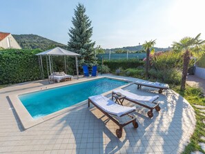 Holiday Home Swimming Pool