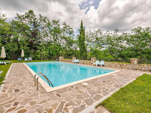 Piscine maison de vacances