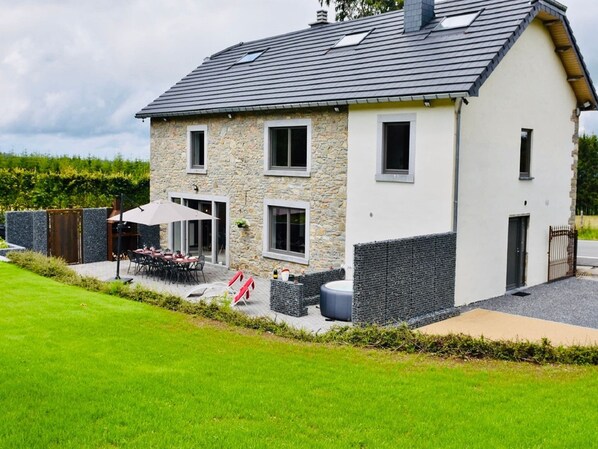 Holiday Home Exterior [summer]