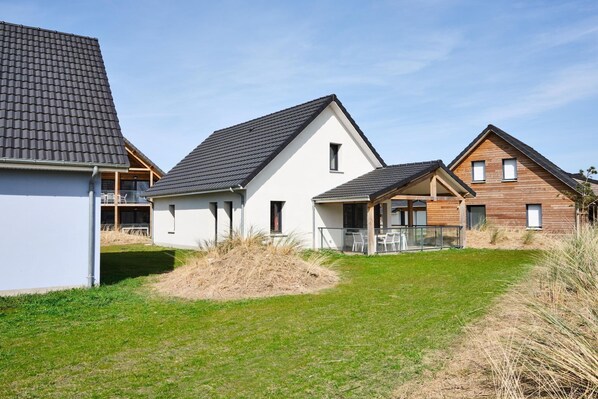 Holiday Home Exterior [summer]