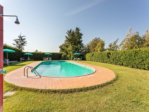 Holiday Home Swimming Pool