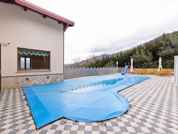 Piscine maison de vacances
