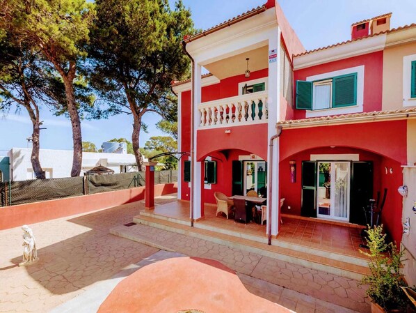 Holiday Home Exterior [summer]