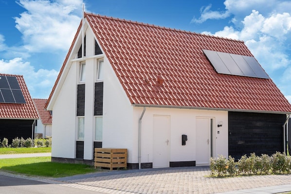 Holiday Home Exterior [summer]