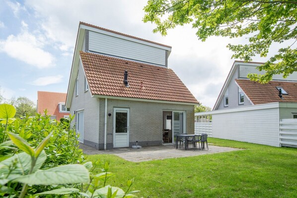 Holiday Home Exterior [summer]