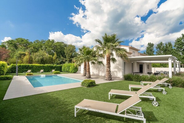 Schwimmbad des Ferienhauses