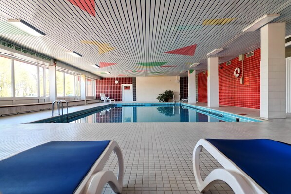 Holiday Home Swimming Pool