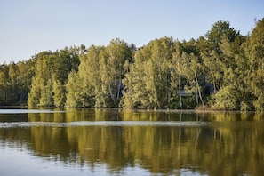 A proximité directe [été] (&lt;1 km)