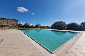 Holiday Home Swimming Pool