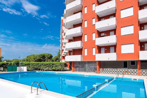 Holiday Home Swimming Pool