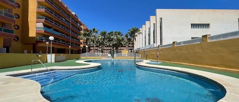 Holiday Home Swimming Pool