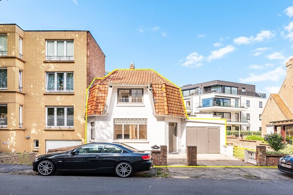 Holiday Home Exterior [summer]