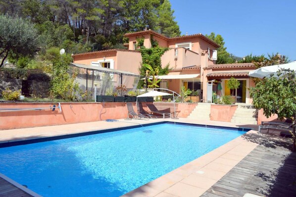 Extérieur maison de vacances [été]