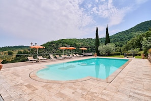 Schwimmbad des Ferienhauses
