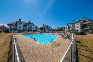 Holiday Home Swimming Pool