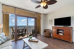 Spacious & Amazing Views