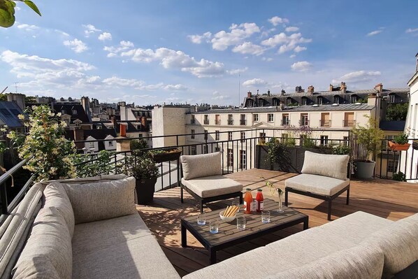 Terrasse / Terrace
