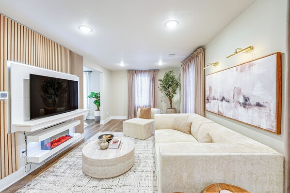 Muskegon Vacation Rental | 3BR | 1.5BA | Stairs Required | 1,457 Sq Ft