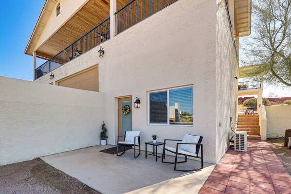 Patio | Single-Story Apartment | Grill