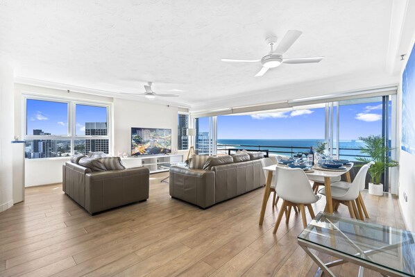 Spacious living area overlooking the ocean